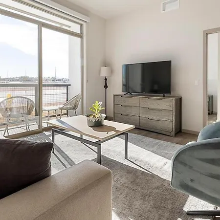 Landing At Vestra At Uncommons - 2 Bedrooms In Spring Valley
